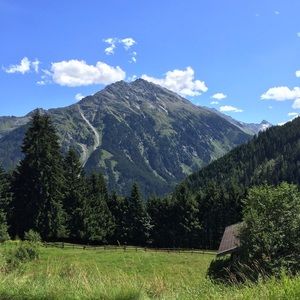 Meet your Posher, Sheila